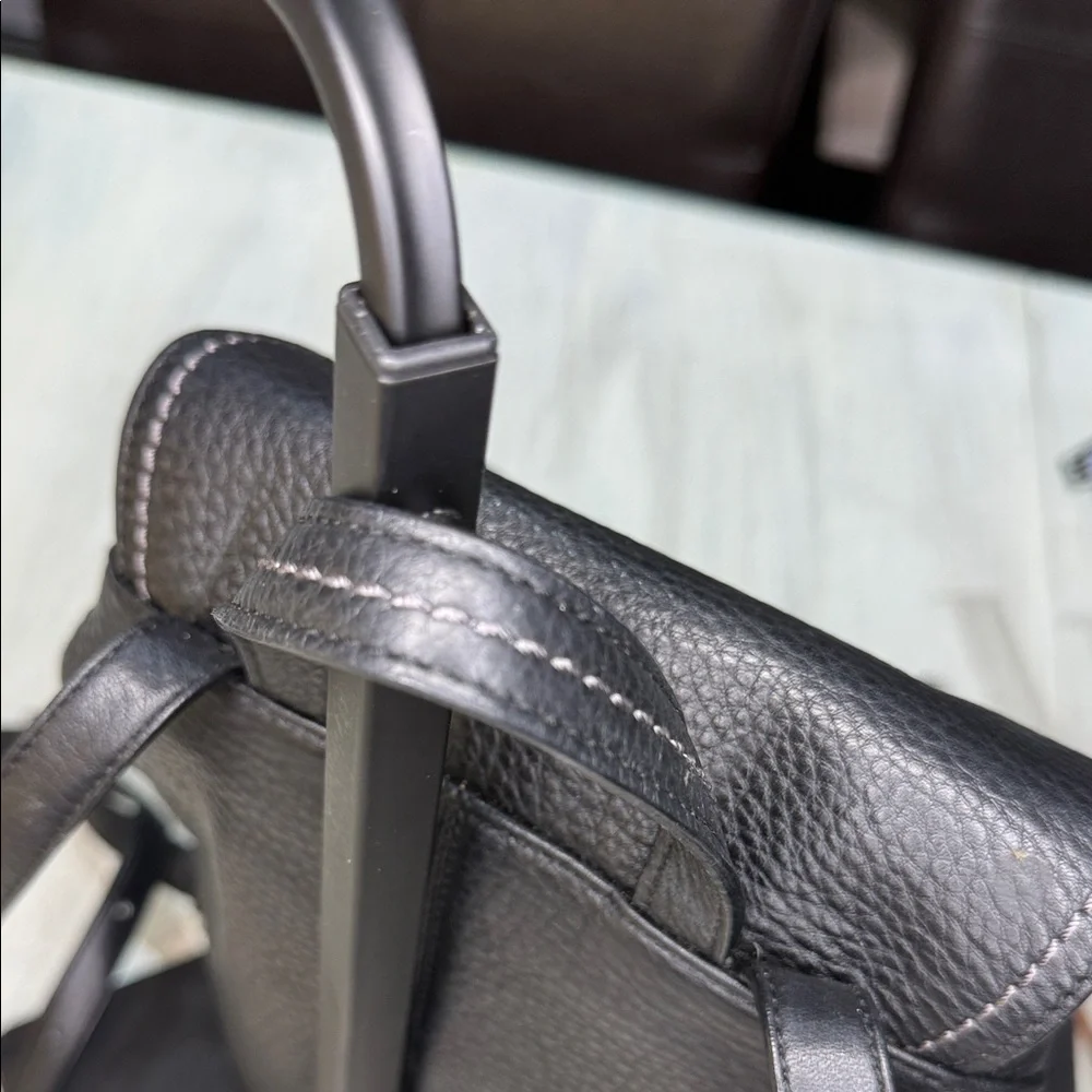 Vintage Coach Black Leather Daypack- EUC